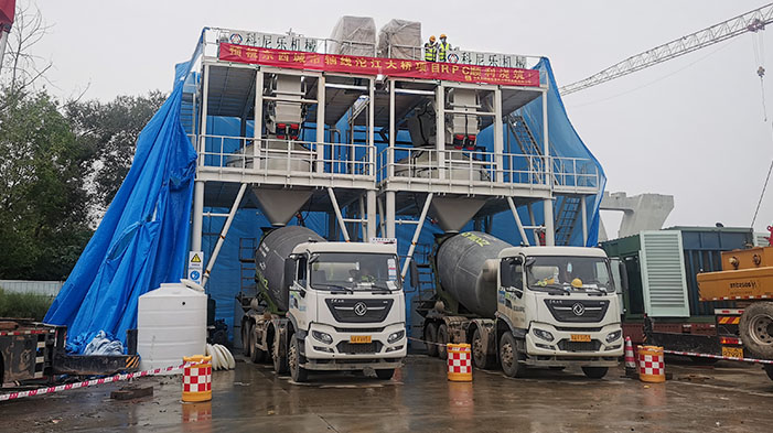 沱江大橋RPC足尺實(shí)驗(yàn)順利完成 沱江大橋RPC足尺實(shí)驗(yàn)順利完成