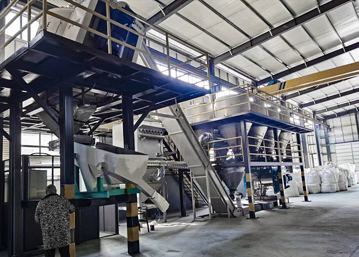 耐火匣缽混合造粒機(jī) 耐火匣缽混合造粒機(jī)